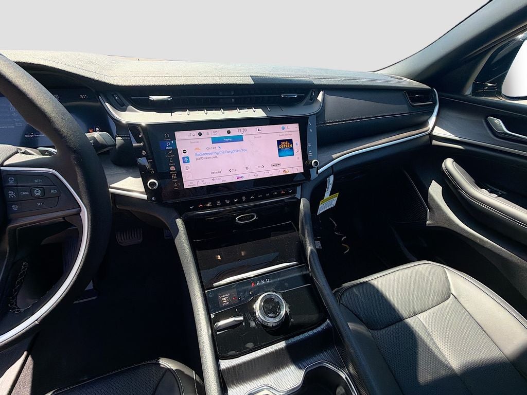 2026 Jeep Grand Cherokee GRAND CHEROKEE LIMITED RESERVE 4X4