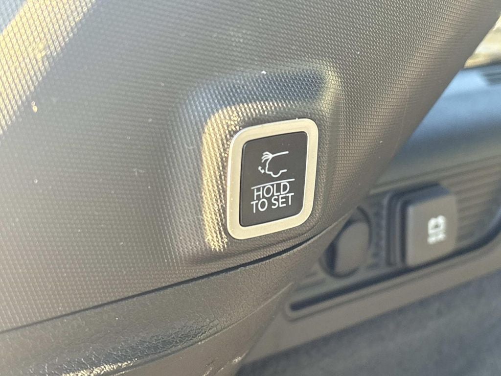 2023 Jeep Grand Cherokee Overland 4x4