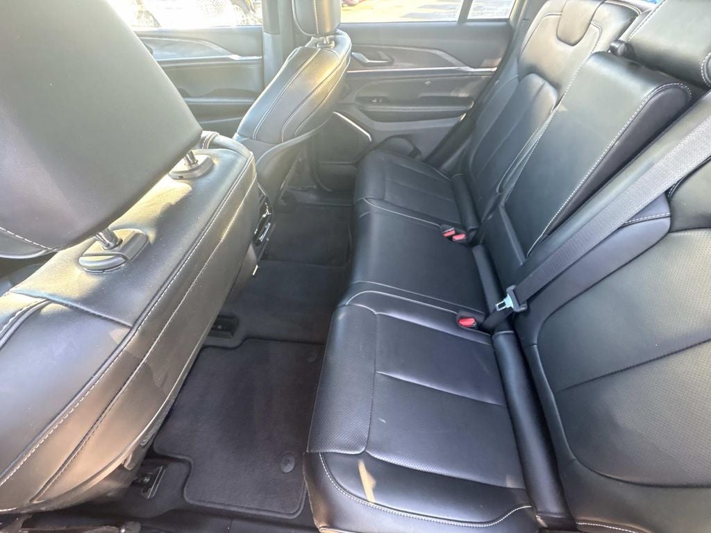 2023 Jeep Grand Cherokee Overland 4x4