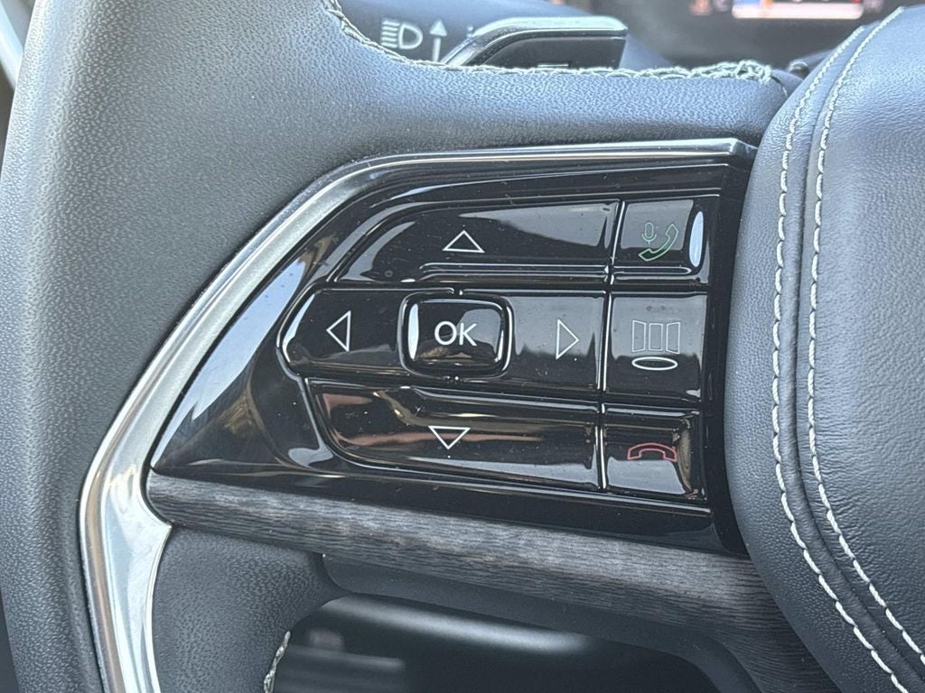 2023 Jeep Grand Cherokee Overland 4x4