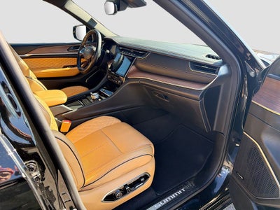 2022 Jeep Grand Cherokee Summit 4x4