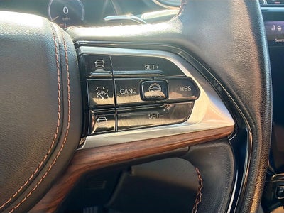 2022 Jeep Grand Cherokee Summit 4x4