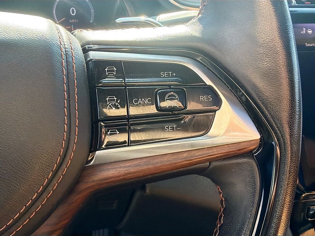 2022 Jeep Grand Cherokee Summit 4x4