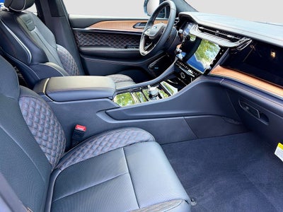 2026 Jeep Grand Cherokee GRAND CHEROKEE SUMMIT 4X4