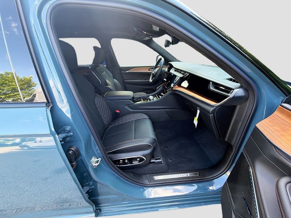 2026 Jeep Grand Cherokee GRAND CHEROKEE SUMMIT 4X4