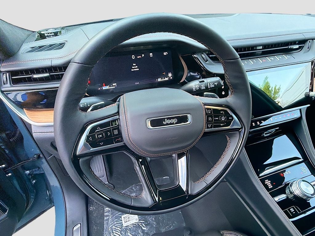 2026 Jeep Grand Cherokee GRAND CHEROKEE SUMMIT 4X4