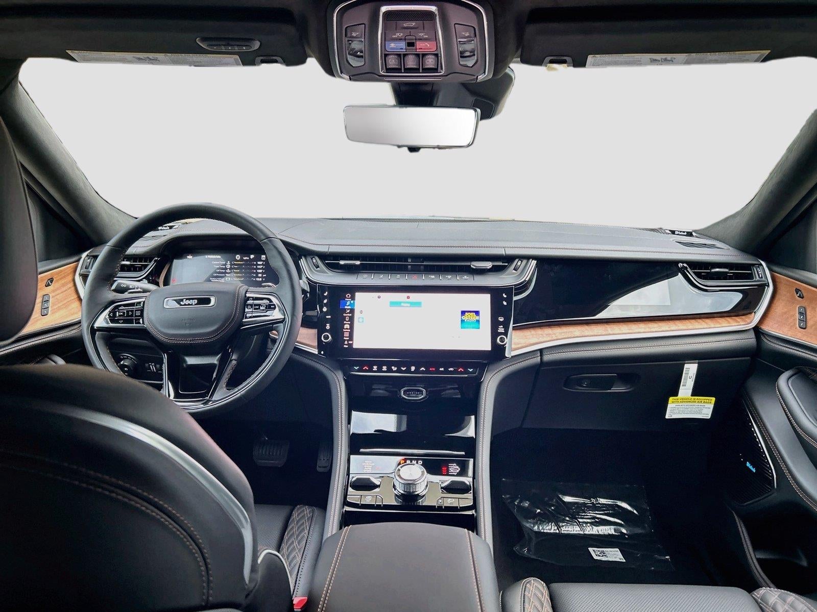 2027 Jeep Grand Cherokee GRAND CHEROKEE SUMMIT 4X4