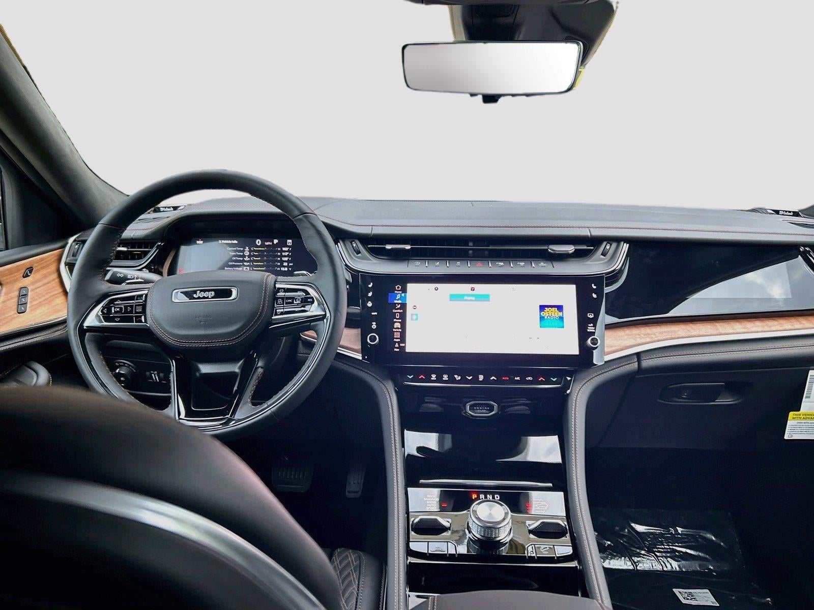 2027 Jeep Grand Cherokee GRAND CHEROKEE SUMMIT 4X4