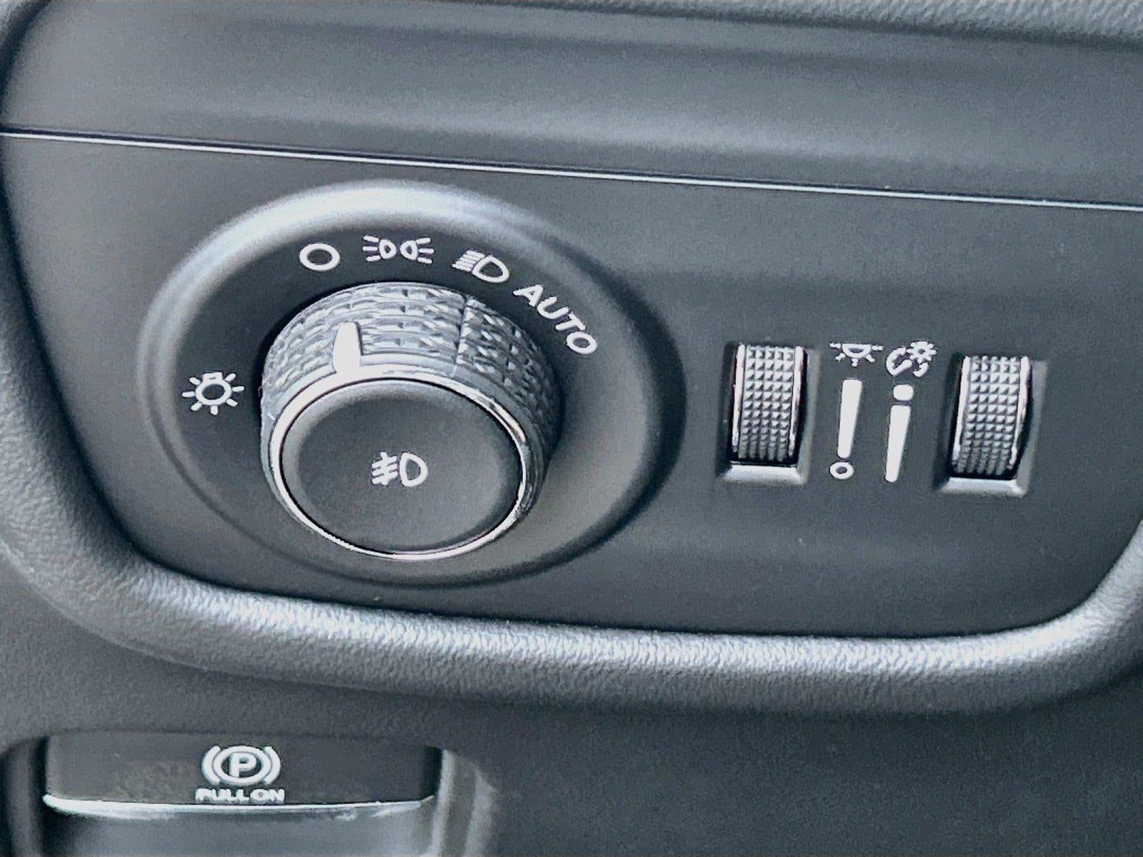 2027 Jeep Grand Cherokee GRAND CHEROKEE SUMMIT 4X4