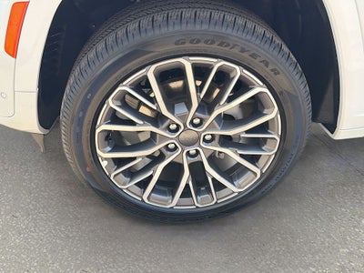 2026 Jeep Grand Cherokee GRAND CHEROKEE SUMMIT 4X4