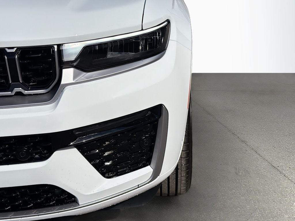 2026 Jeep Grand Cherokee GRAND CHEROKEE SUMMIT 4X4