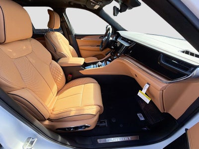 2026 Jeep Grand Cherokee GRAND CHEROKEE SUMMIT 4X4