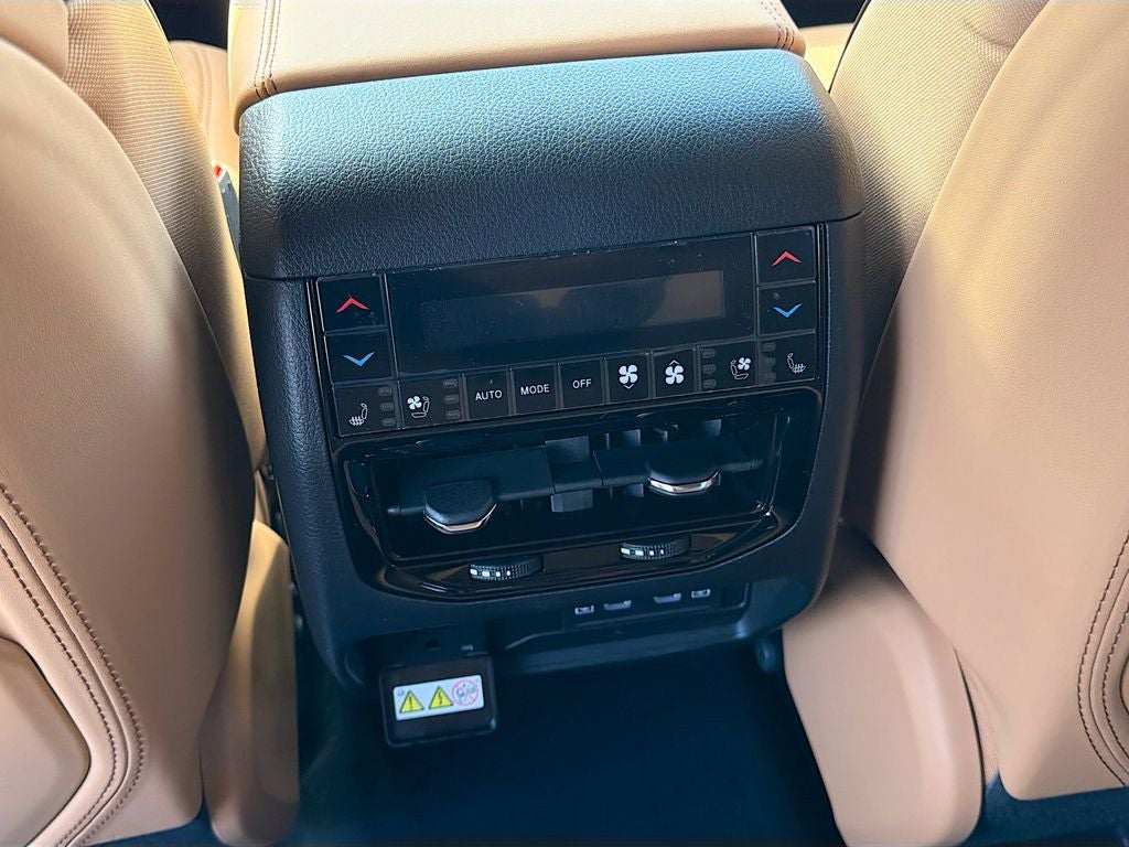 2026 Jeep Grand Cherokee GRAND CHEROKEE SUMMIT 4X4