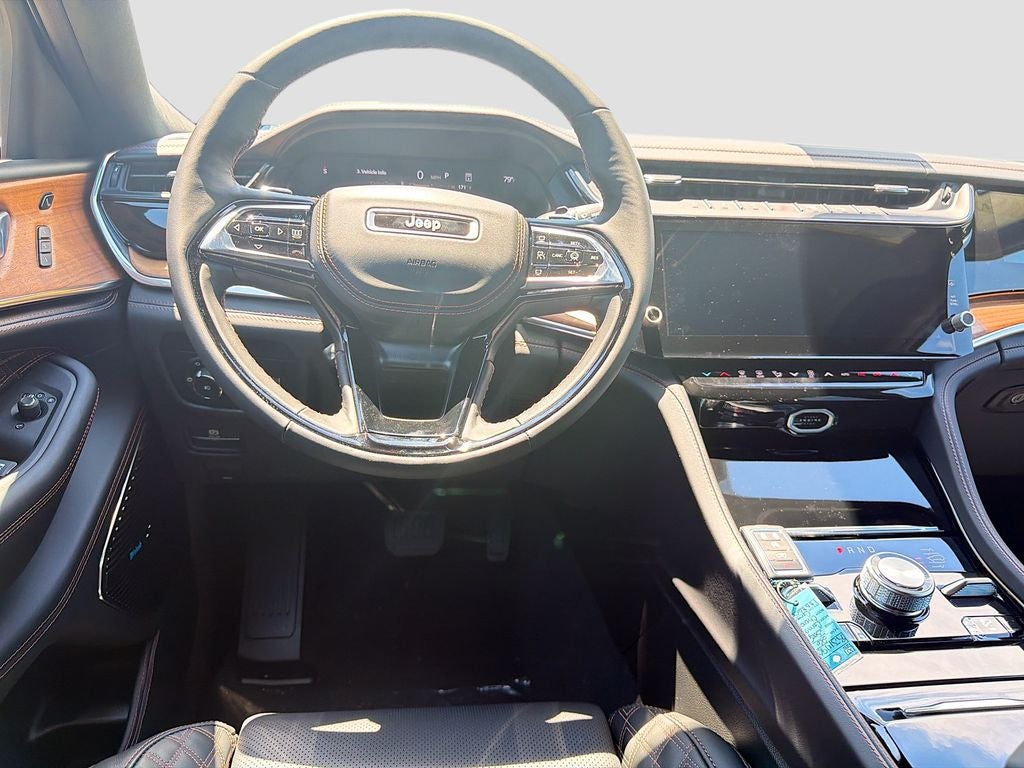 2026 Jeep Grand Cherokee GRAND CHEROKEE SUMMIT 4X4