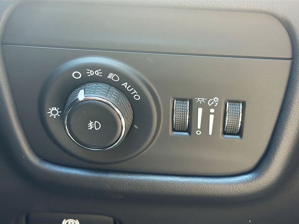 2026 Jeep Grand Cherokee GRAND CHEROKEE SUMMIT 4X4
