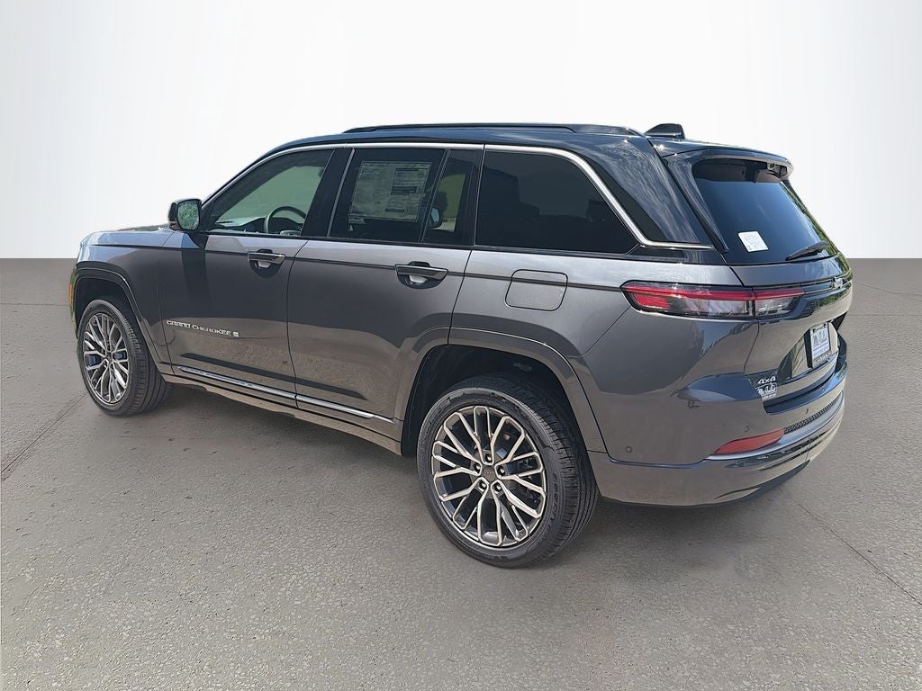 2026 Jeep Grand Cherokee GRAND CHEROKEE SUMMIT 4X4