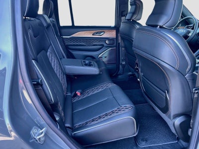 2027 Jeep Grand Cherokee GRAND CHEROKEE SUMMIT 4X4