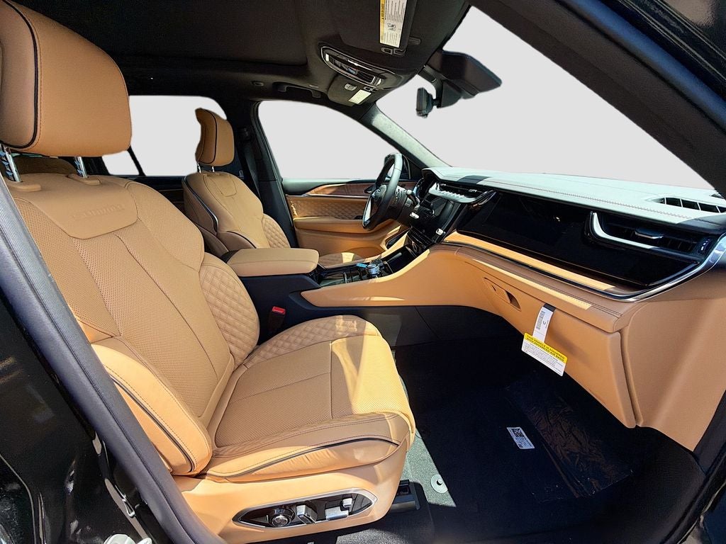 2026 Jeep Grand Cherokee GRAND CHEROKEE SUMMIT 4X4