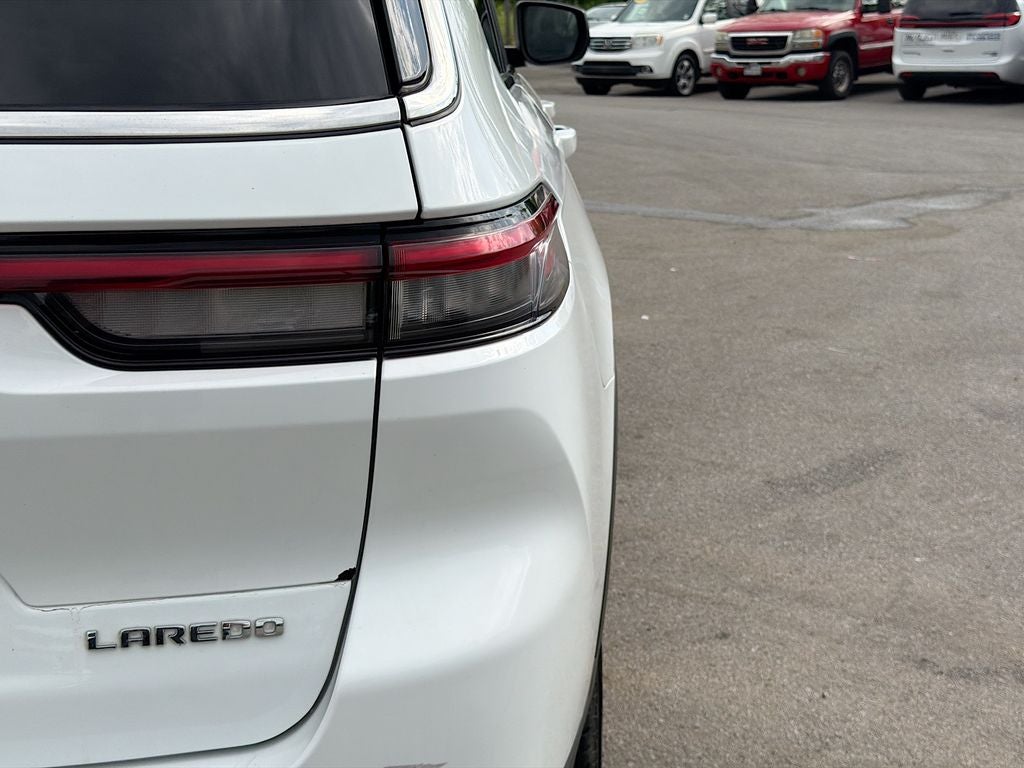 2023 Jeep Grand Cherokee L Laredo 4x2