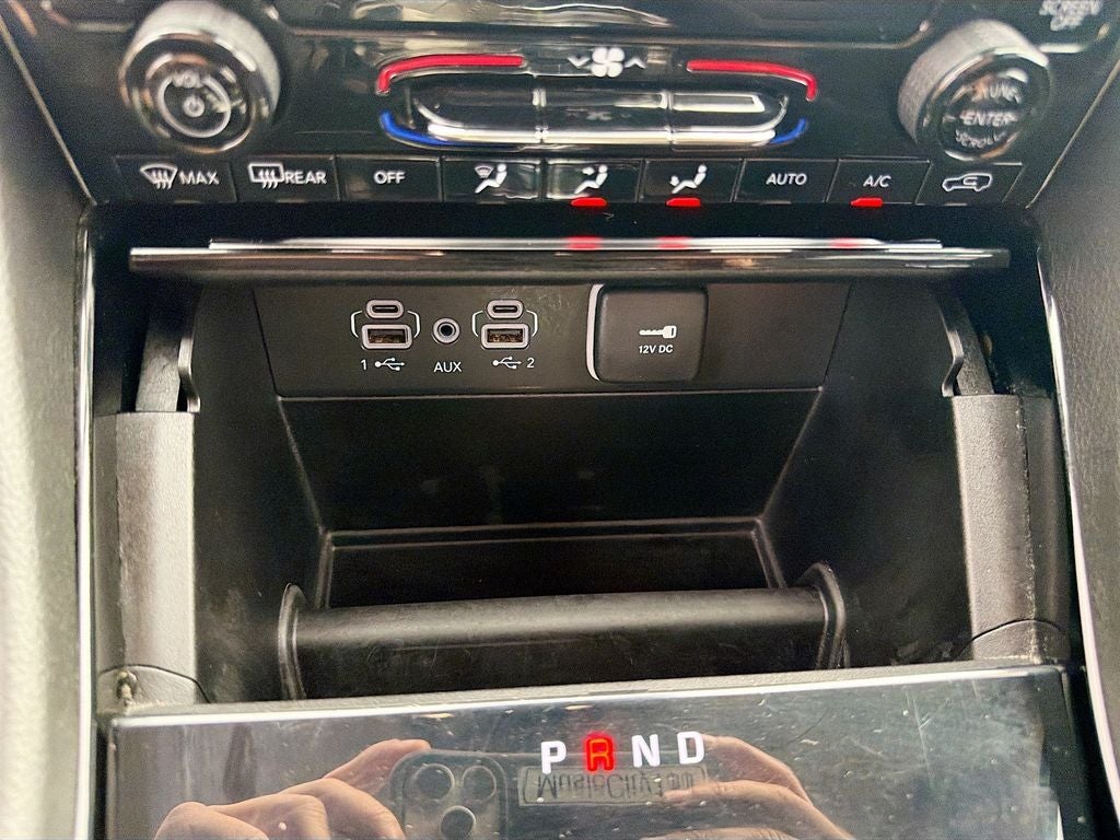 2023 Jeep Grand Cherokee L Laredo 4x2
