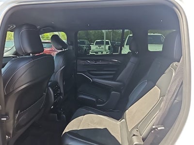 2021 Jeep Grand Cherokee L Altitude 4x2