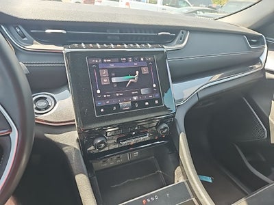 2021 Jeep Grand Cherokee L Altitude 4x2