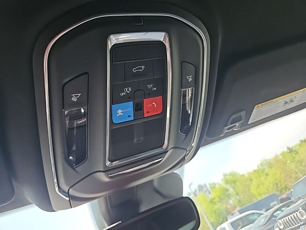 2021 Jeep Grand Cherokee L Altitude 4x2