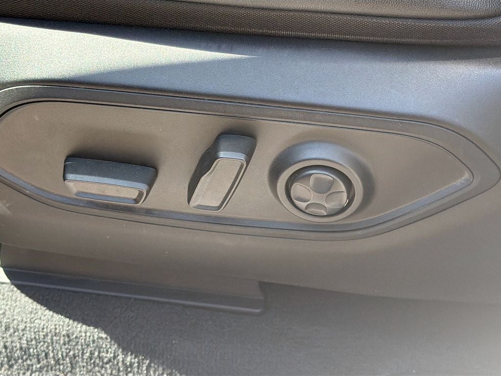 2021 Jeep Grand Cherokee L Altitude 4x2