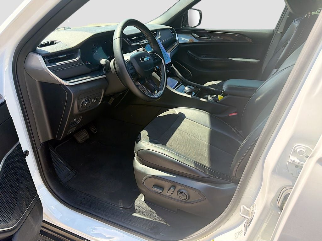 2021 Jeep Grand Cherokee L Altitude 4x2