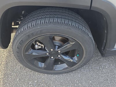 2023 Jeep Grand Cherokee L Altitude 4x2