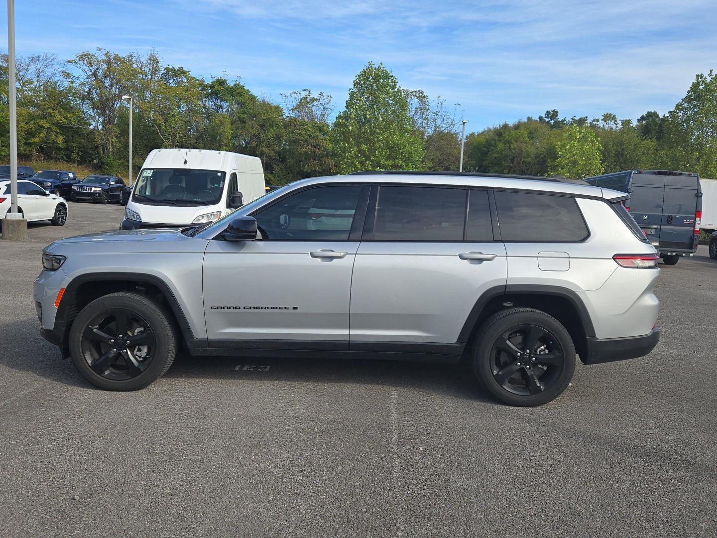 2023 Jeep Grand Cherokee L Altitude