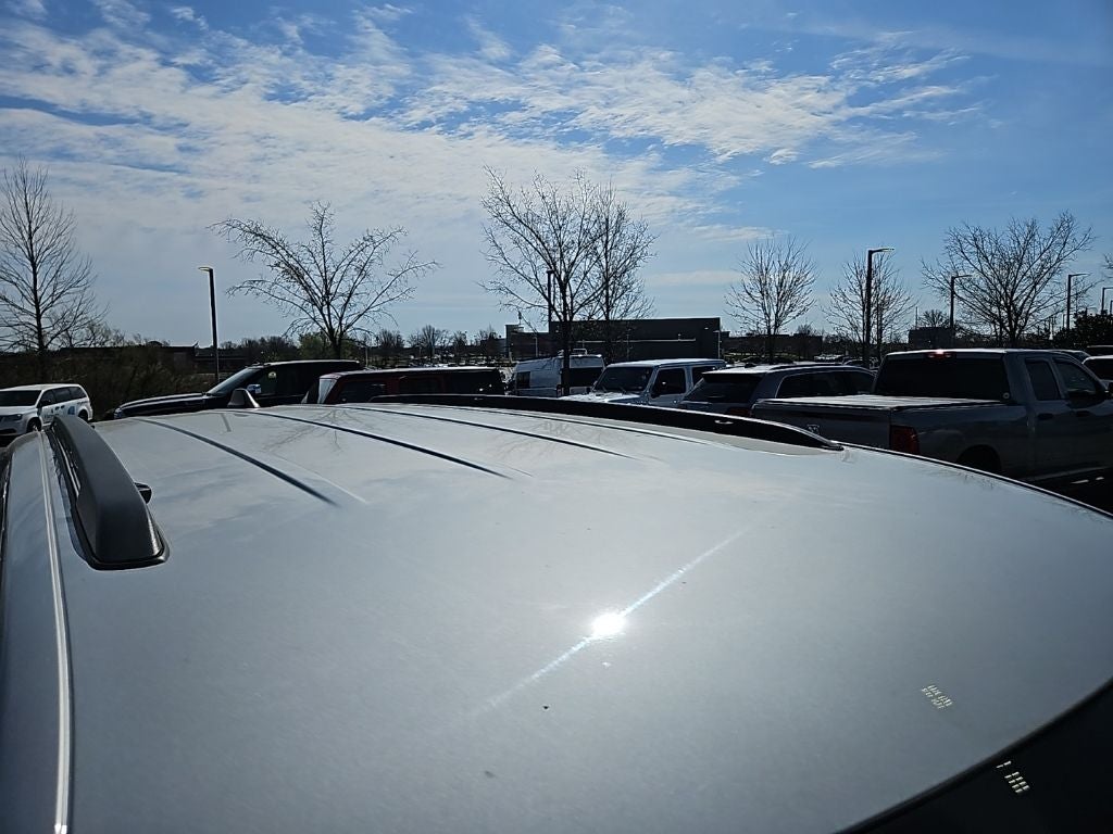 2023 Jeep Grand Cherokee L Laredo 4x2