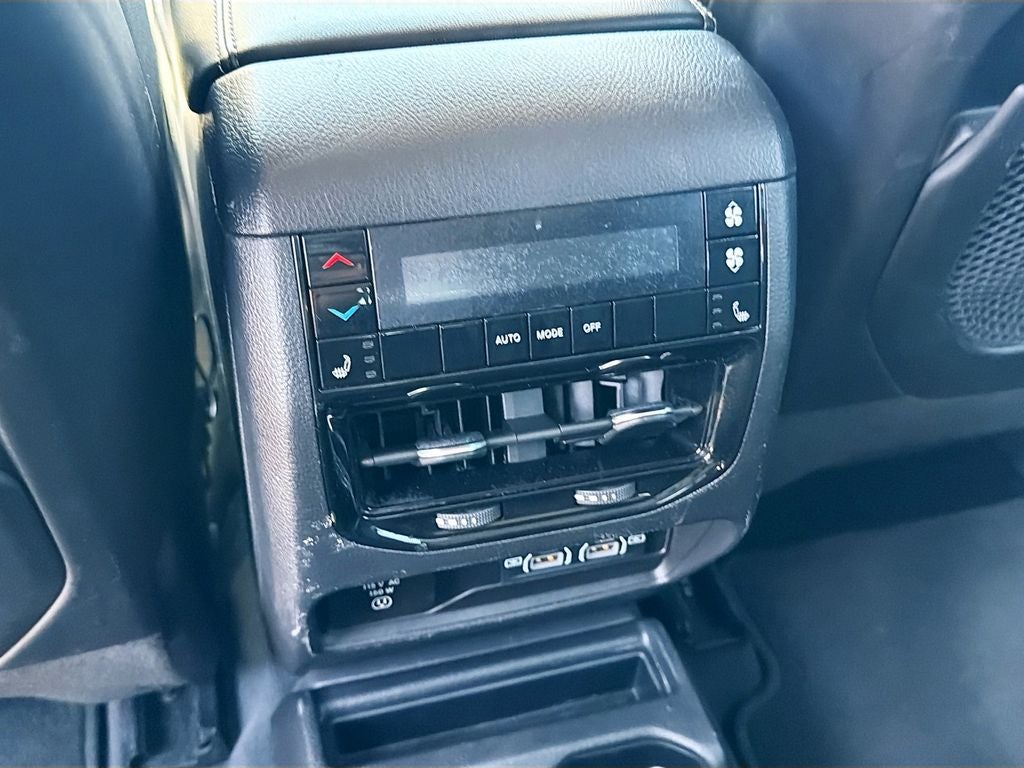 2023 Jeep Grand Cherokee L Limited 4x2