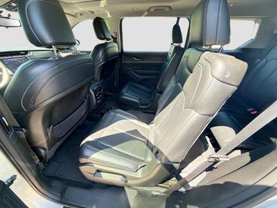 2023 Jeep Grand Cherokee L Limited 4x2