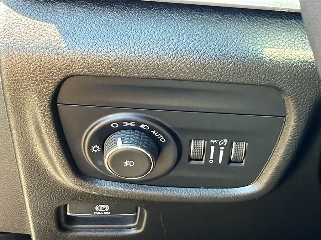 2023 Jeep Grand Cherokee L Limited 4x2