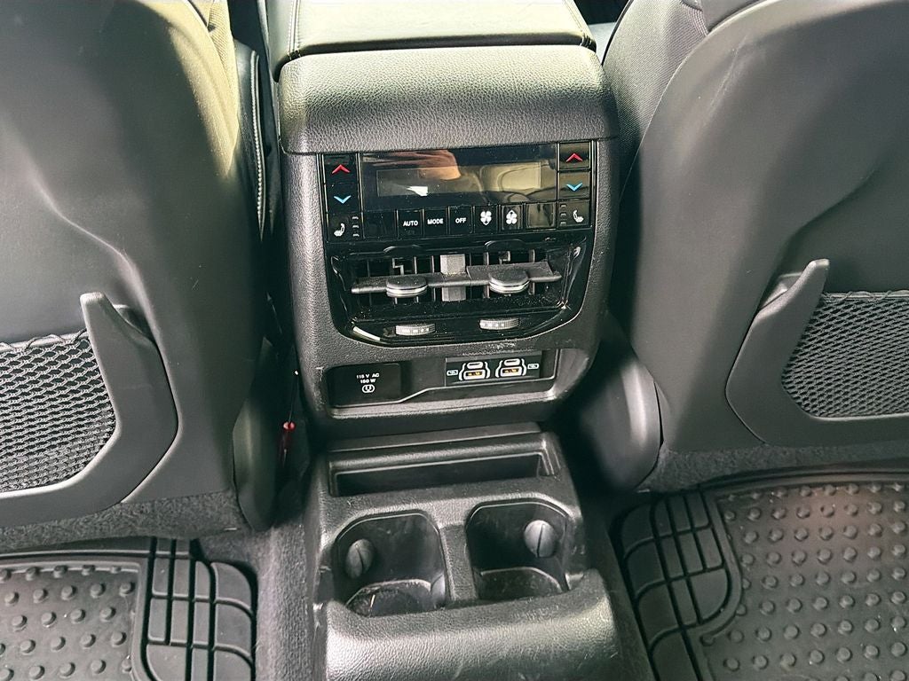 2021 Jeep Grand Cherokee L Overland 4x2