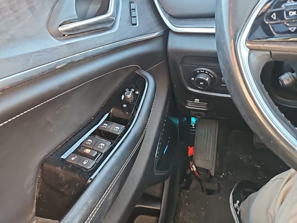 2021 Jeep Grand Cherokee L Overland 4x2