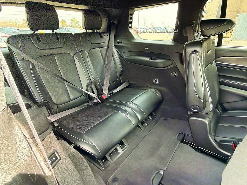 2021 Jeep Grand Cherokee L Overland 4x2