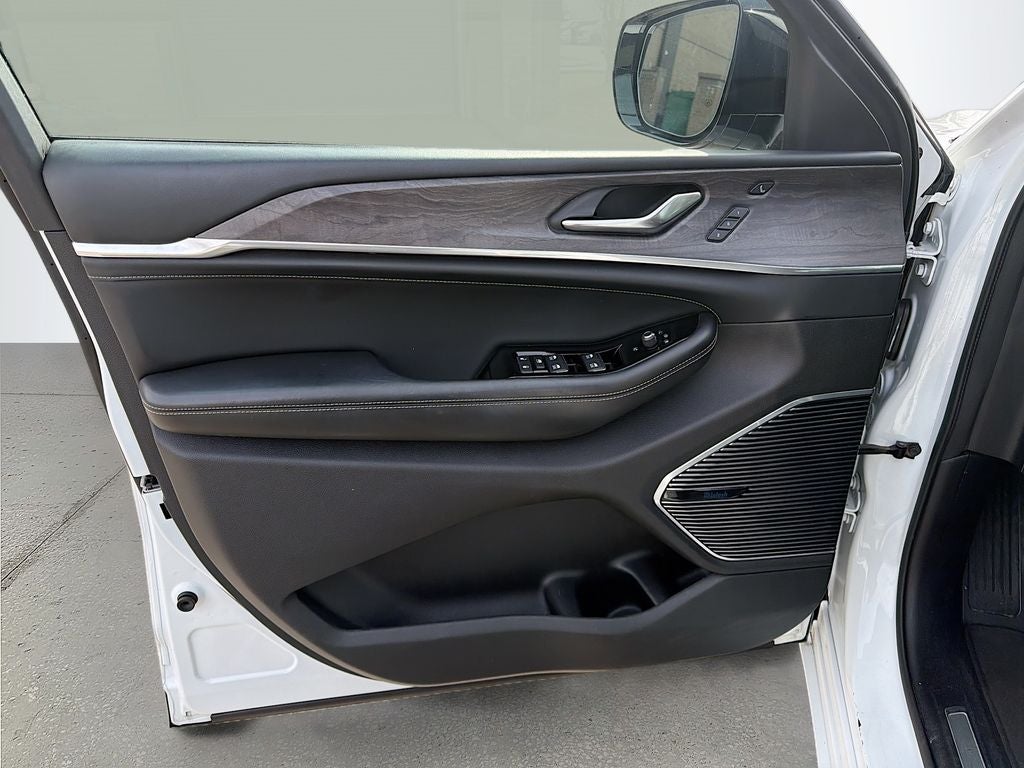 2021 Jeep Grand Cherokee L Overland 4x2