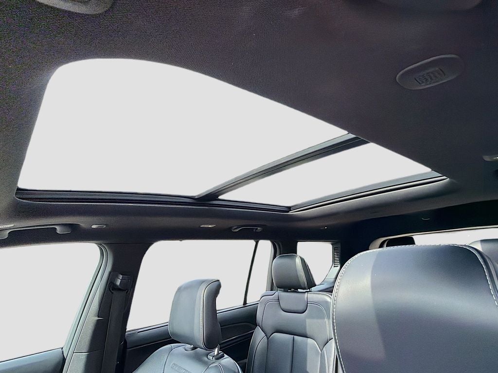 2021 Jeep Grand Cherokee L Overland 4x2