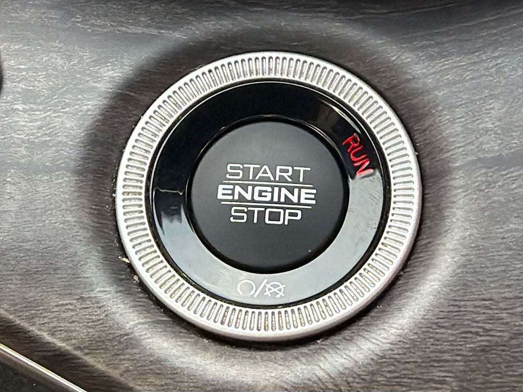 2021 Jeep Grand Cherokee L Overland 4x2