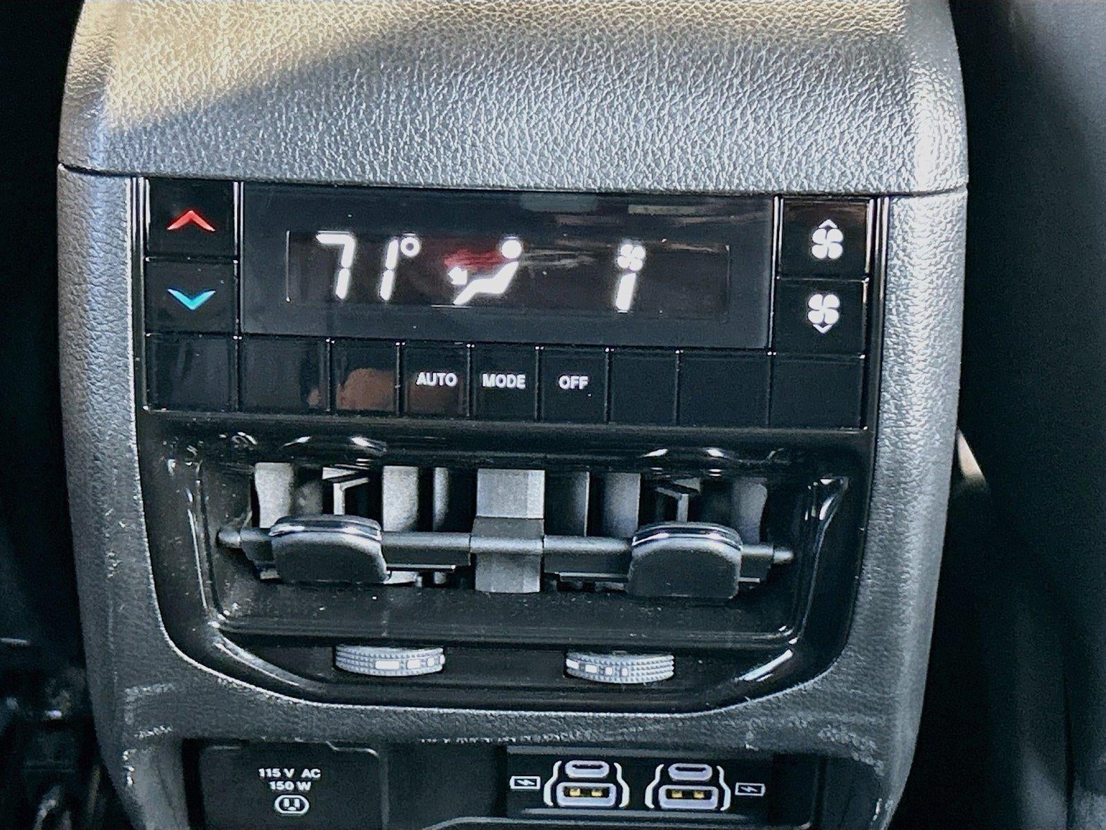 2023 Jeep Grand Cherokee L Altitude 4x4