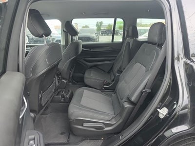 2023 Jeep Grand Cherokee L Laredo 4x4