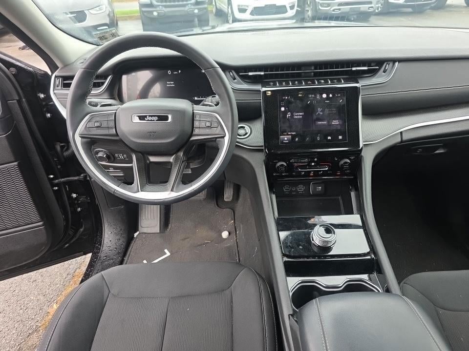 2023 Jeep Grand Cherokee L Laredo 4x4