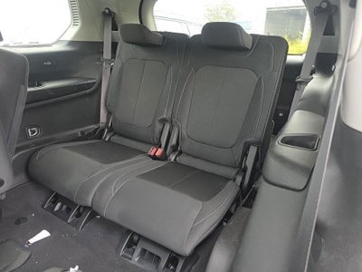 2023 Jeep Grand Cherokee L Laredo 4x4