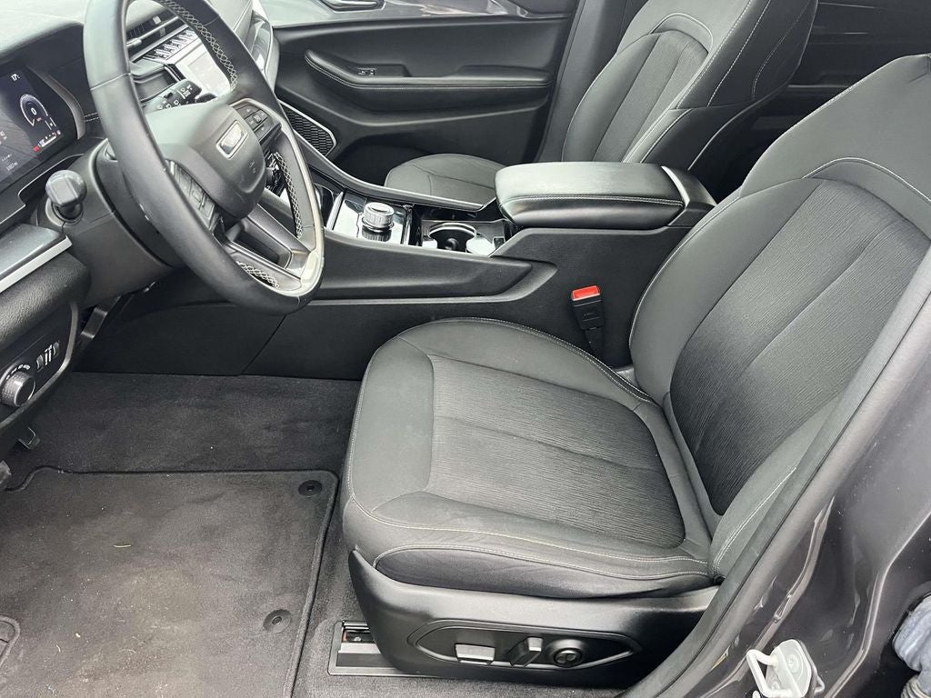 2021 Jeep Grand Cherokee L Laredo 4x4