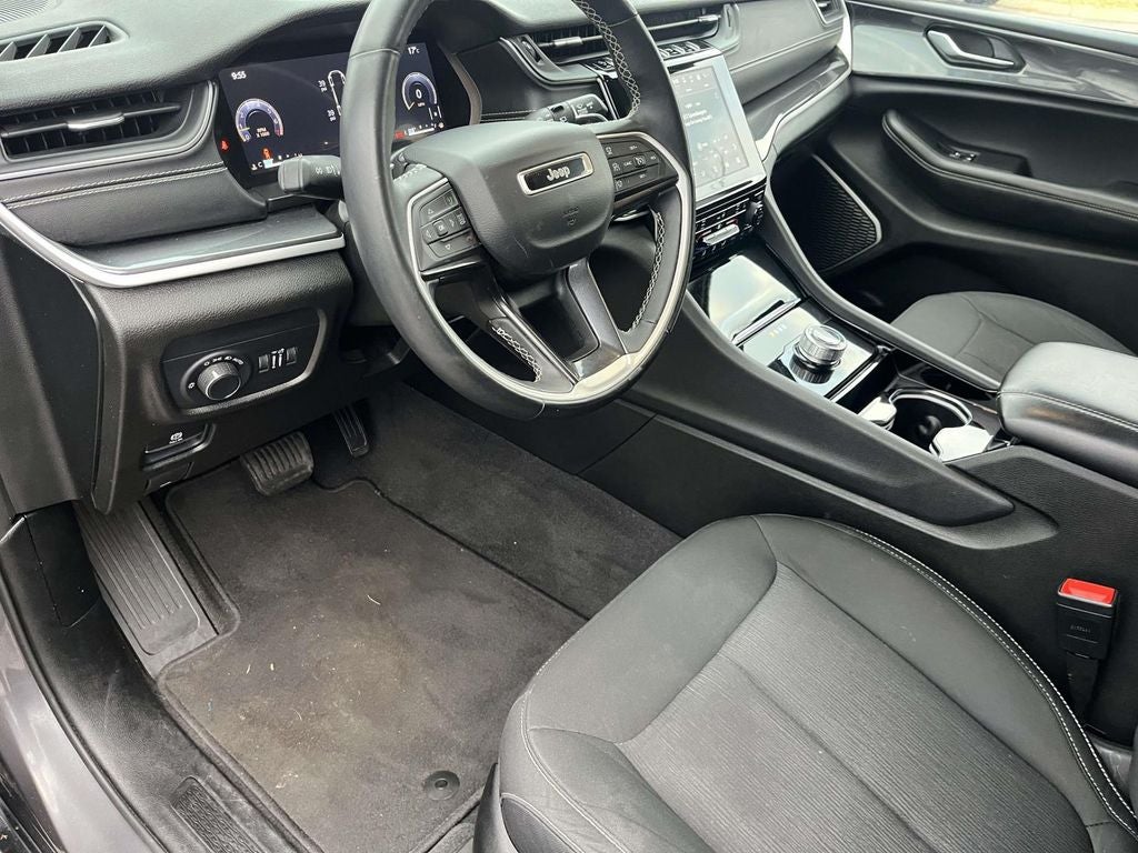 2021 Jeep Grand Cherokee L Laredo 4x4