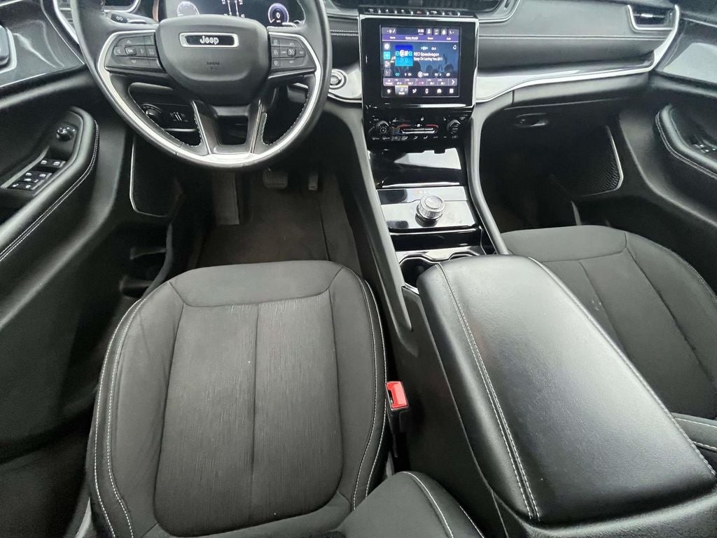 2021 Jeep Grand Cherokee L Laredo 4x4