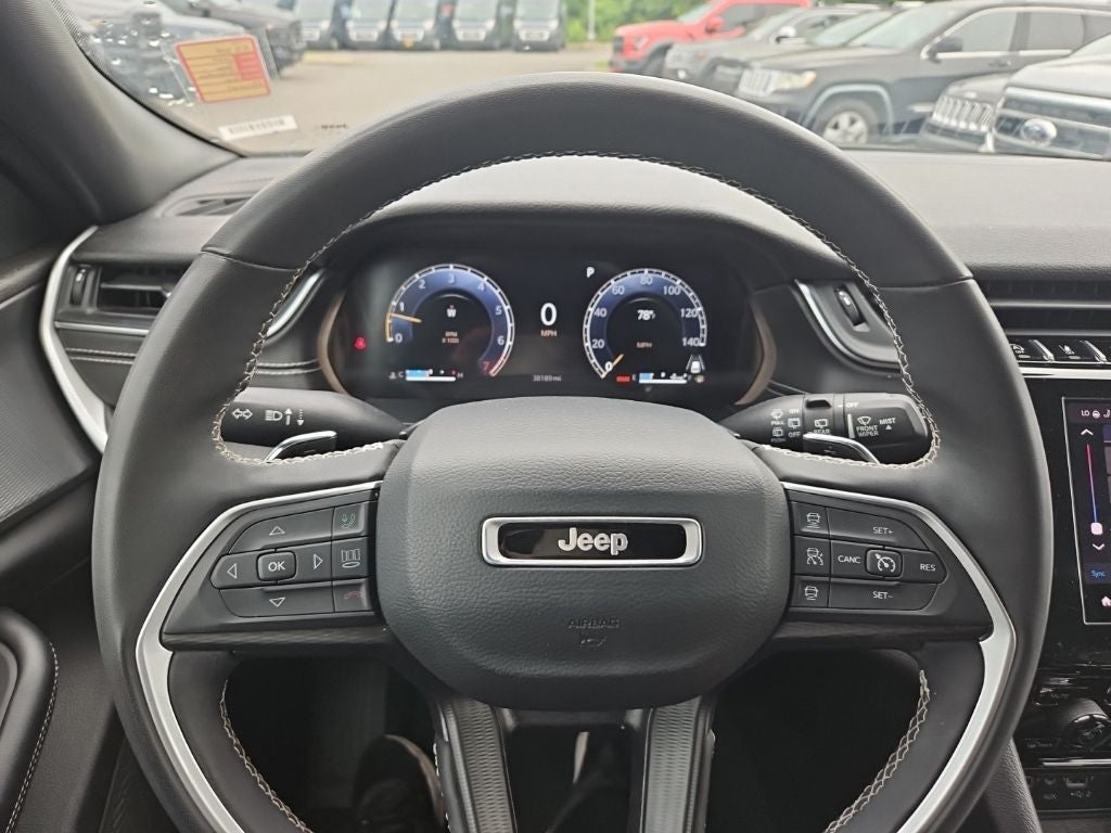 2024 Jeep Grand Cherokee L Altitude 4x4
