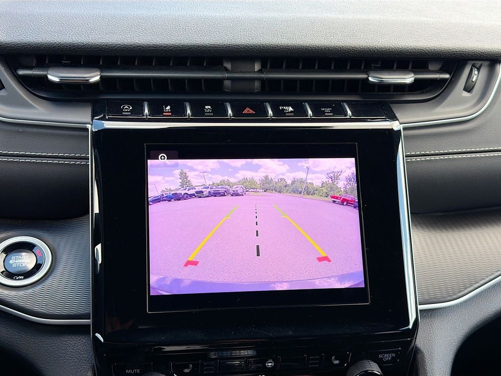 2024 Jeep Grand Cherokee L Altitude 4x4